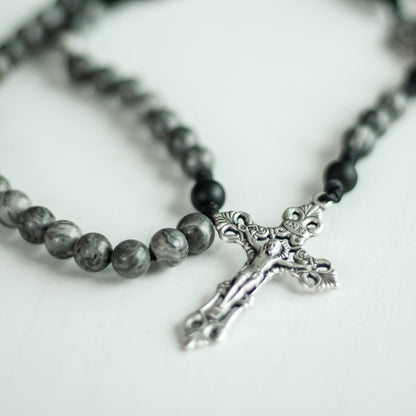 Aquinas | Traditional Gemstone Rosary