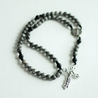 Aquinas | Traditional Gemstone Rosary